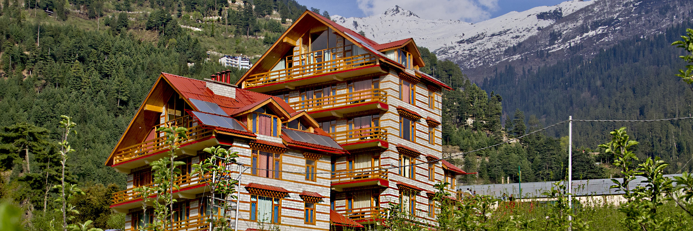 Panoramic Himalayan view from The Foghills Manali