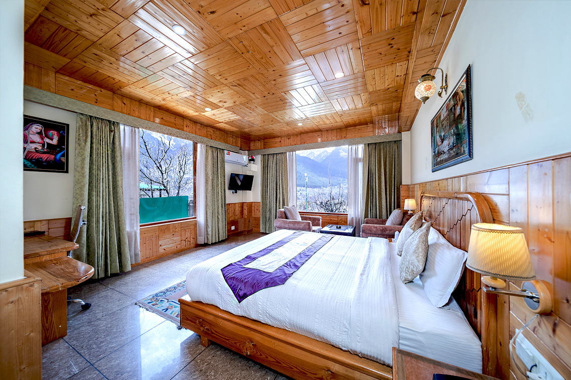 Deluxe Cottage with Veranda — signature heritage veranda boutique hotel Manali, Beas Kund Massif views