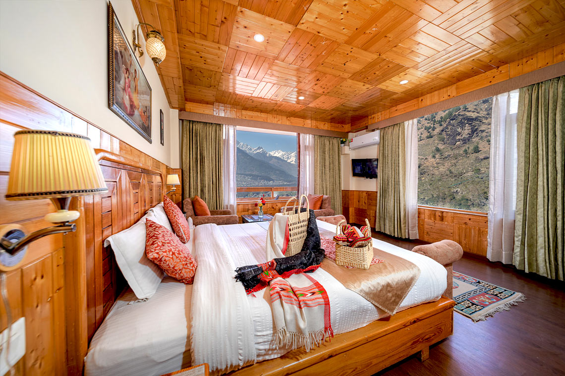 Deluxe Cottage with Balcony