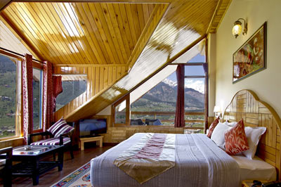 Super Deluxe Cottage with Balcony — The Foghills Manali