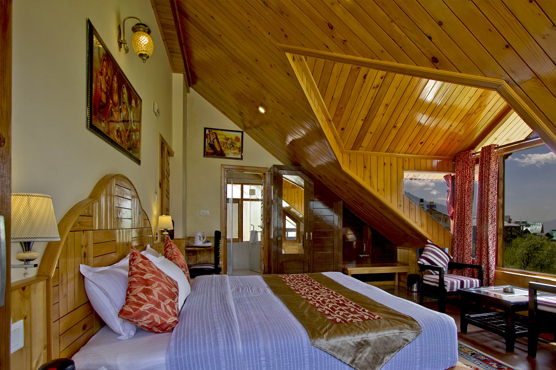 Super Deluxe Cottage with Balcony Room